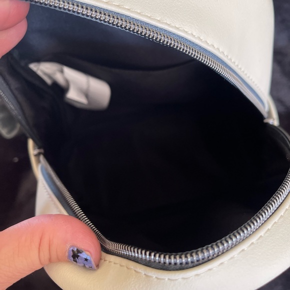 NWOT Disney Loungefly Nightmare Before Christmas mini backpack! DISCONTINUED - Picture 7 of 10